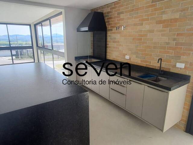 Casa para Venda em São José dos Campos - 5